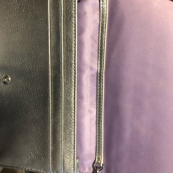 Coach WOC purse - Picture 5 of 7